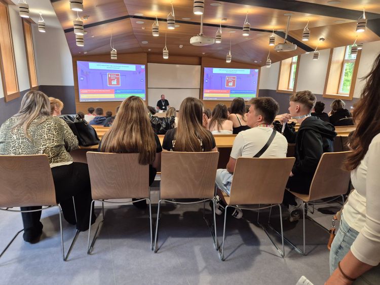 🏆 4. helyezést ért el a 9.B a fenntarthatósági verseny döntőjében!